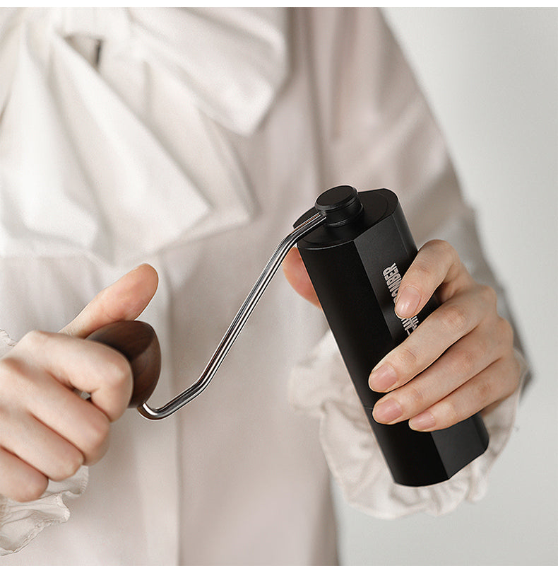 Adder V3 Manual Grinder